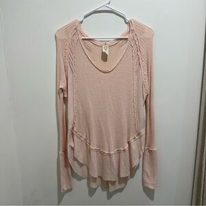 We The Free by Free People Pink Waffle Knit Long Sleeve Thermal Top Size Small